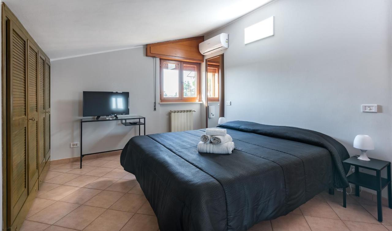 רומא Travelershome Ciampino&Morena Guesthouse מראה חיצוני תמונה