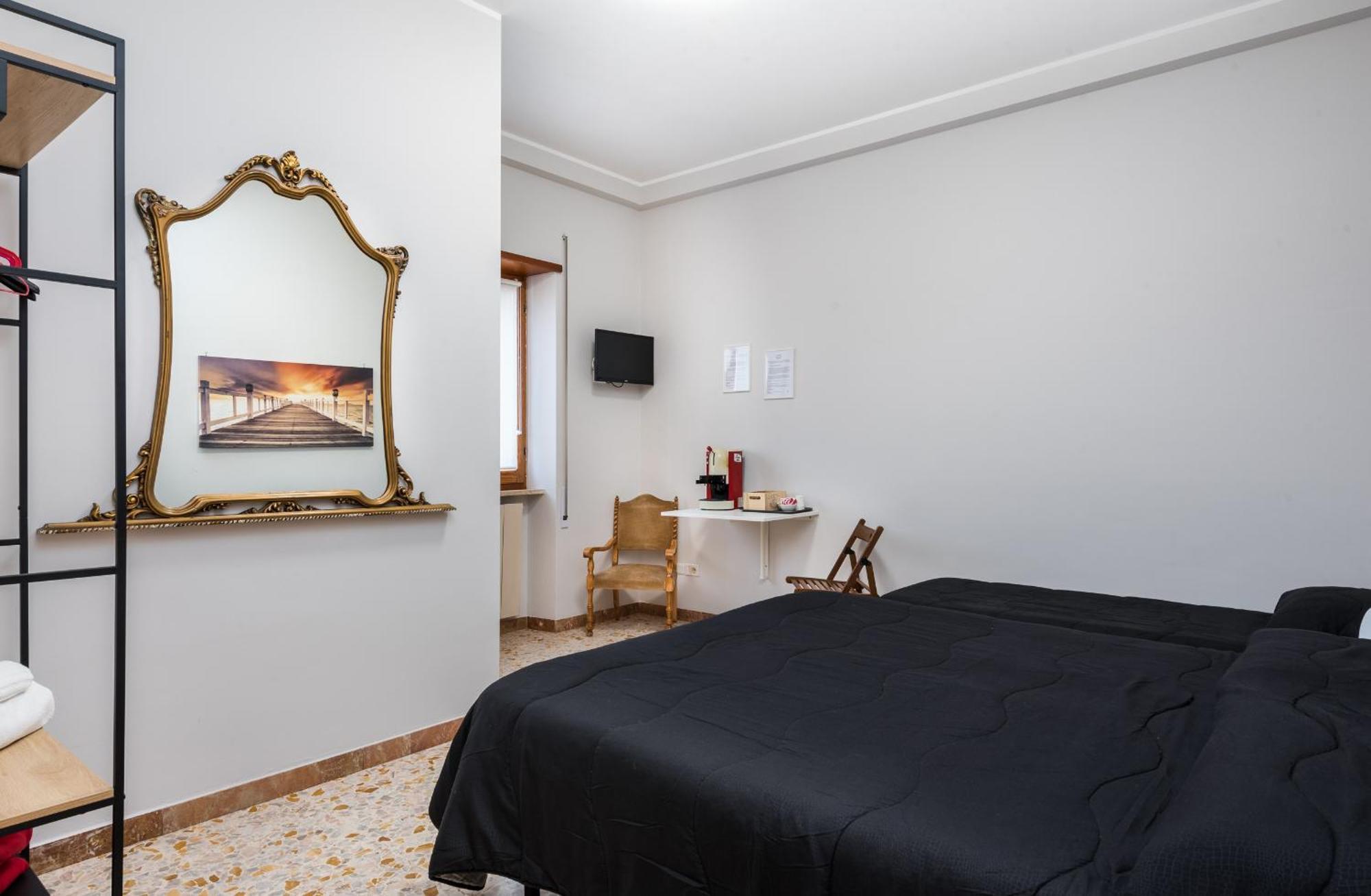 רומא Travelershome Ciampino&Morena Guesthouse מראה חיצוני תמונה